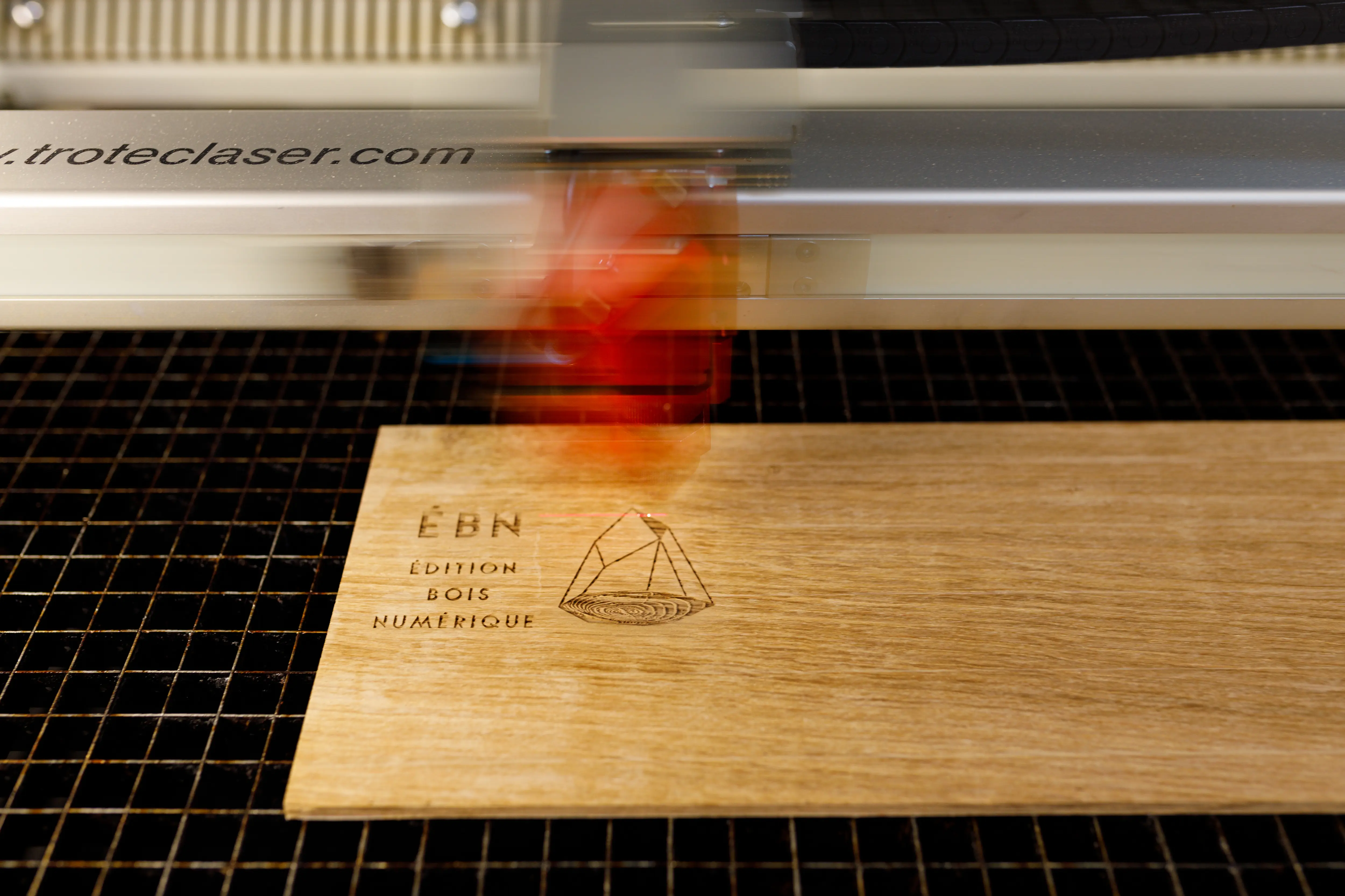 Laser